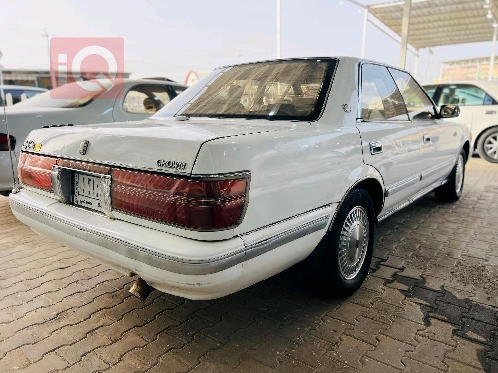 تويوتا كراون